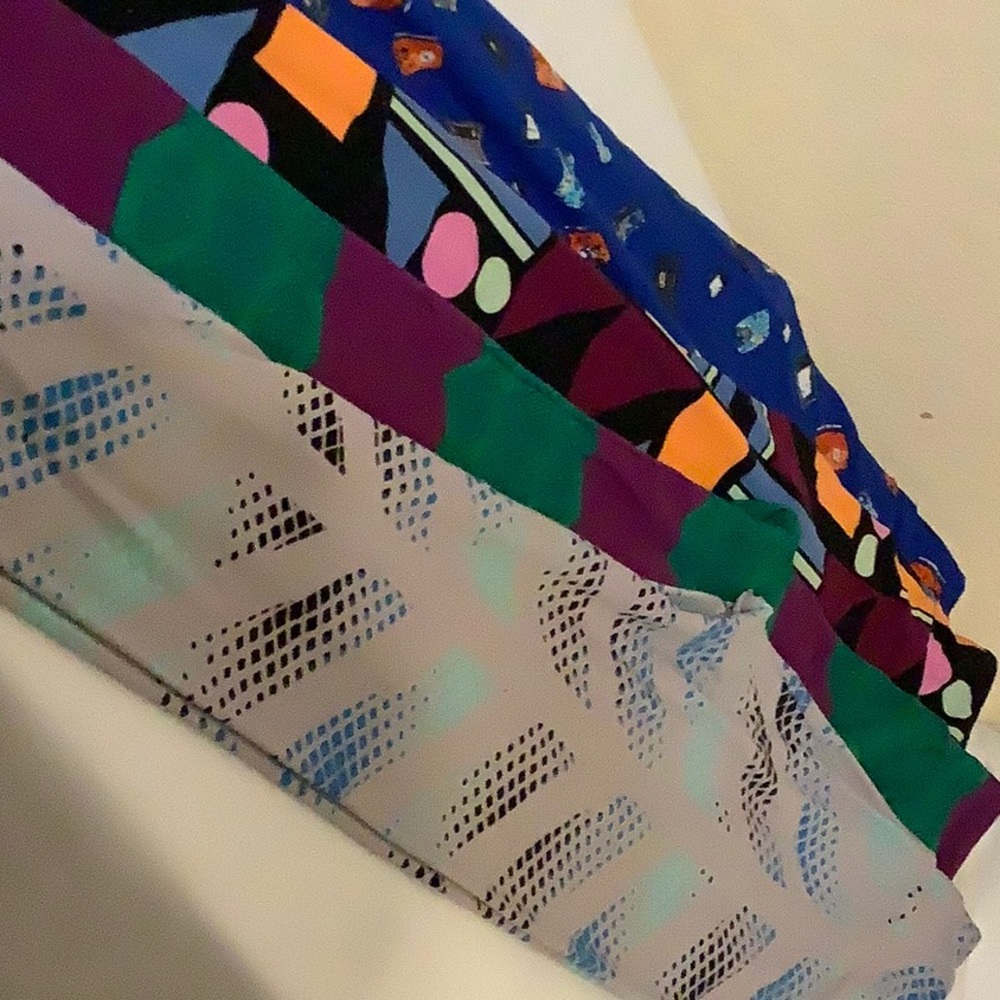 Lularoe Leggings Bundle Of 4 Os Size. B12 - image 1